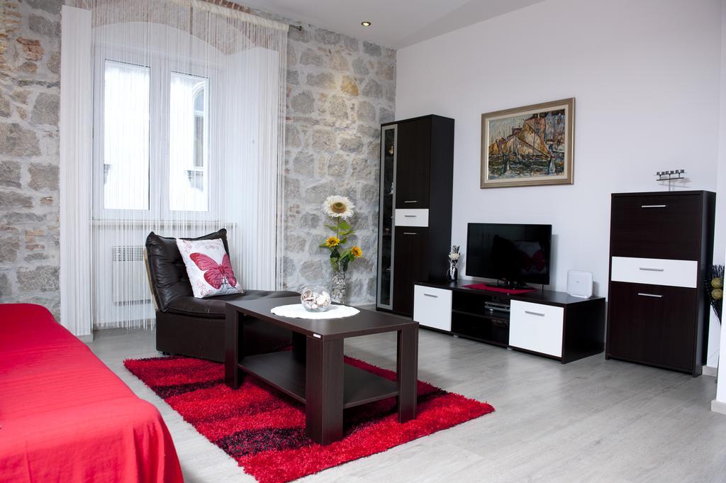 Apartman U Srcu Grada - Ilicev Prolaz Split Exterior photo